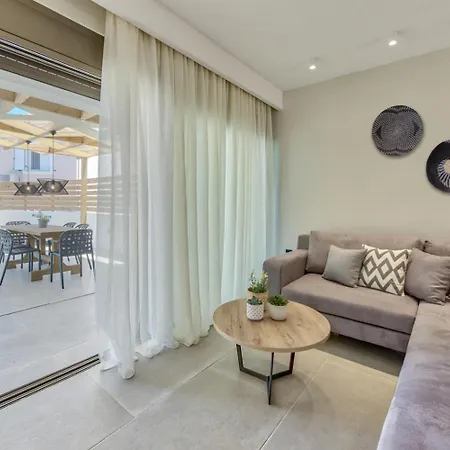 Astarte - Casa Palmera With Pool Вилла