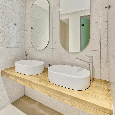 别墅 Astarte - Casa Del Mar With Pool 阿莫迪